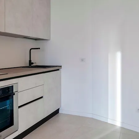 Gioia 8, Emma Sanremo