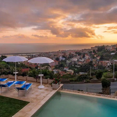 Gioia 8, Emma Villa *