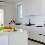 Gioia 8, Emma Villa Sanremo